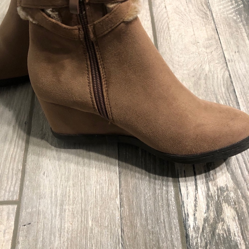 Wedge booties - Picture 8 of 10